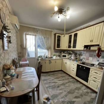 Продается 2-х комнатная квартира, 69 м²