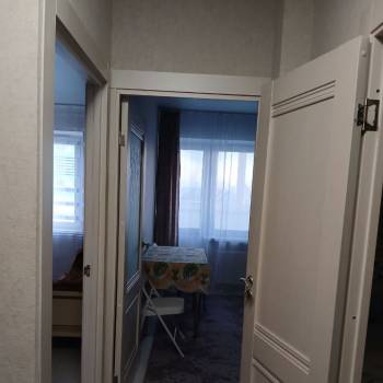 Продается 1-комнатная квартира, 36 м²