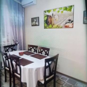 Продается 2-х комнатная квартира, 77 м²