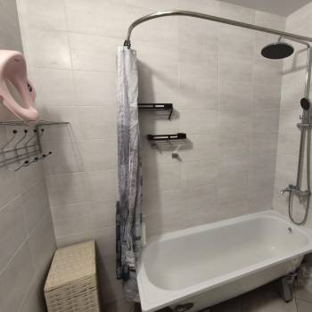 Сдается 1-комнатная квартира, 47 м²