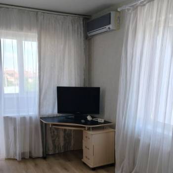 Сдается 1-комнатная квартира, 35 м²