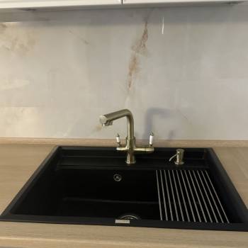 Продается 2-х комнатная квартира, 85 м²