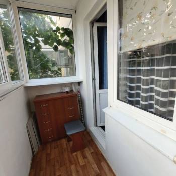 Продается 1-комнатная квартира, 37 м²