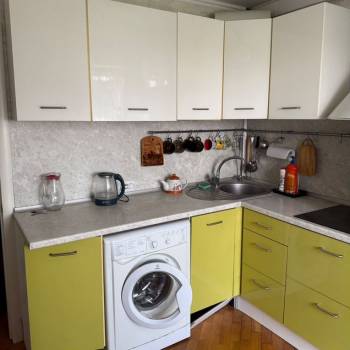 Продается 1-комнатная квартира, 33 м²