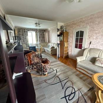 Продается 1-комнатная квартира, 33 м²
