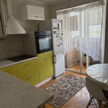 Продается 1-комнатная квартира, 33 м²