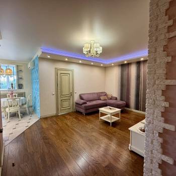 Продается 2-х комнатная квартира, 55 м²