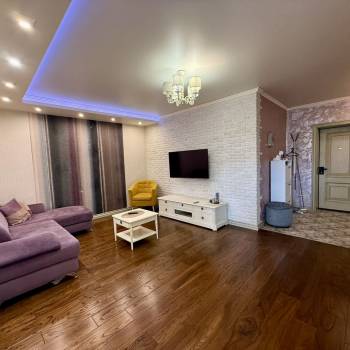 Продается 2-х комнатная квартира, 55 м²