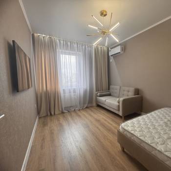 Сдается 1-комнатная квартира, 38 м²