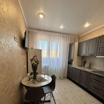 Сдается 1-комнатная квартира, 39 м²