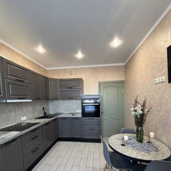 Сдается 1-комнатная квартира, 39 м²