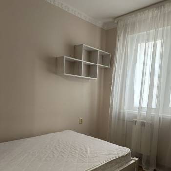Сдается Многокомнатная квартира, 63 м²
