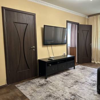 Сдается Многокомнатная квартира, 63 м²