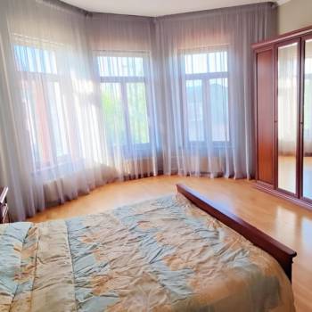 Продается Дом, 325 м²