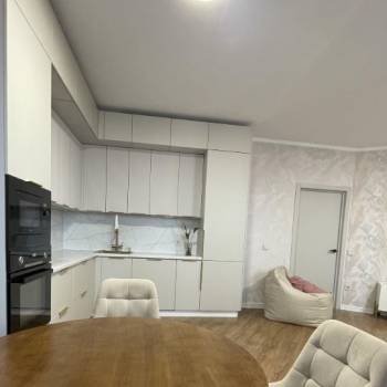 Продается 3-х комнатная квартира, 75,8 м²