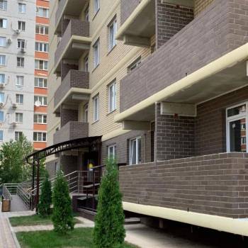 Продается 1-комнатная квартира, 38,6 м²