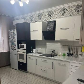 Сдается Многокомнатная квартира, 70 м²