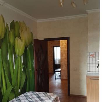 Сдается 2-х комнатная квартира, 75 м²