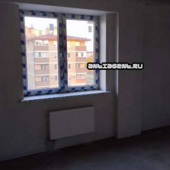 Продается 1-комнатная квартира, 42 м²