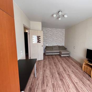 Сдается 1-комнатная квартира, 37 м²