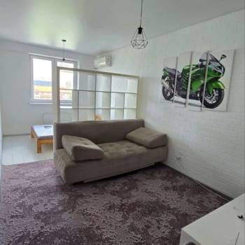 Сдается 1-комнатная квартира, 44 м²