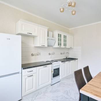 Продается 1-комнатная квартира, 45 м²