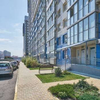 Продается 1-комнатная квартира, 45 м²