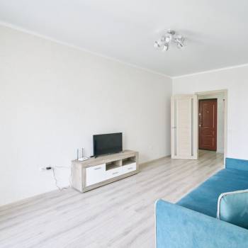 Продается 1-комнатная квартира, 45 м²