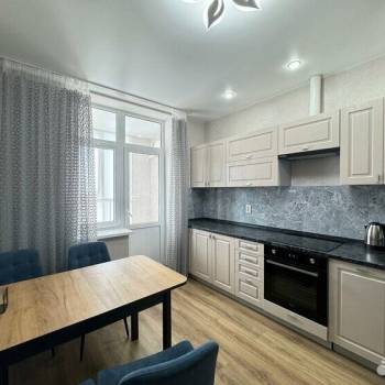 Сдается 1-комнатная квартира, 40,8 м²