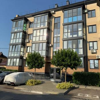 Сдается 1-комнатная квартира, 43 м²