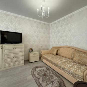 Сдается 1-комнатная квартира, 43 м²