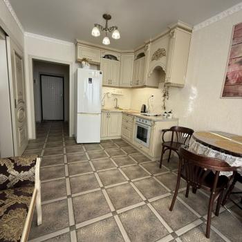 Сдается 1-комнатная квартира, 43 м²