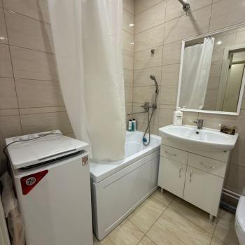 Сдается 1-комнатная квартира, 43 м²