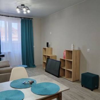 Сдается Многокомнатная квартира, 56 м²