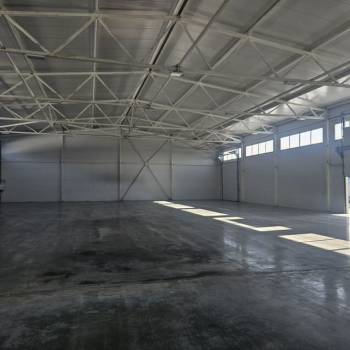 Сдается Нежилое помещение, 1476 м²