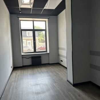 Сдается Офис, 274,3 м²