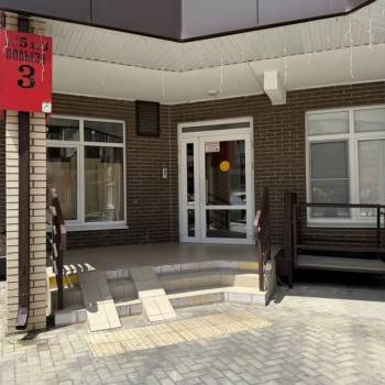 Продается 1-комнатная квартира, 46 м²