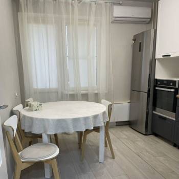 Продается 2-х комнатная квартира, 54 м²
