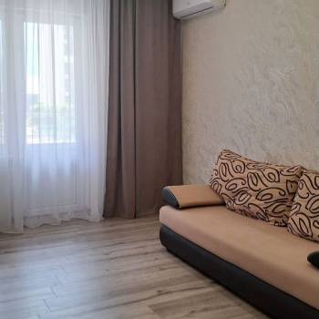 Сдается 1-комнатная квартира, 41,6 м²