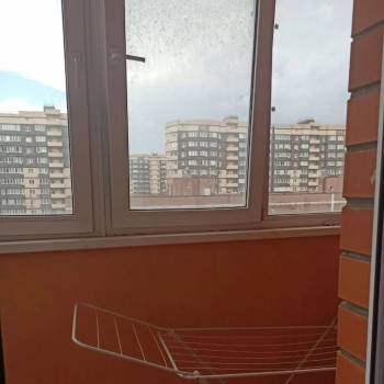 Продается 1-комнатная квартира, 42 м²