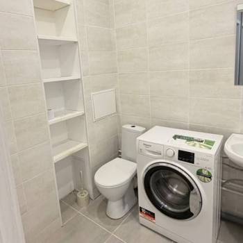 Продается 1-комнатная квартира, 42 м²