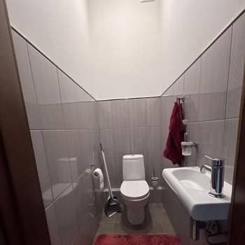 Продается Многокомнатная квартира, 97 м²