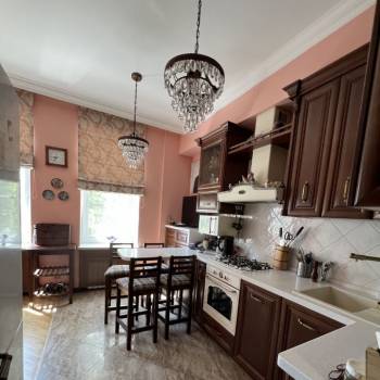 Продается Многокомнатная квартира, 97 м²
