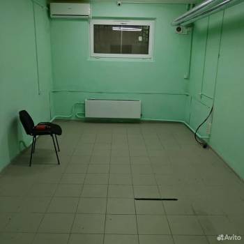 Сдается Нежилое помещение, 18 м²