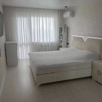 Продается 3-х комнатная квартира, 80 м²