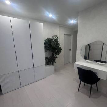 Продается 3-х комнатная квартира, 80 м²