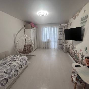 Продается 3-х комнатная квартира, 80 м²