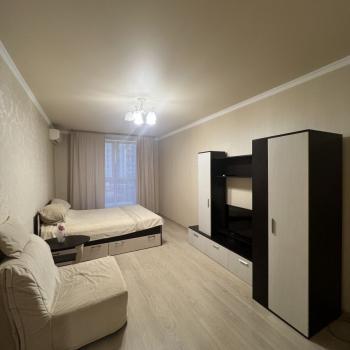 Сдается 1-комнатная квартира, 42 м²