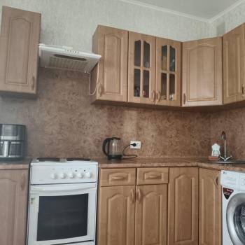 Сдается 1-комнатная квартира, 40 м²