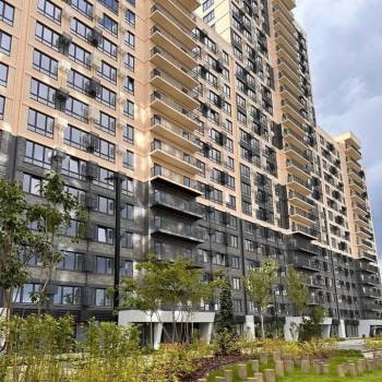 Продается 1-комнатная квартира, 40 м²